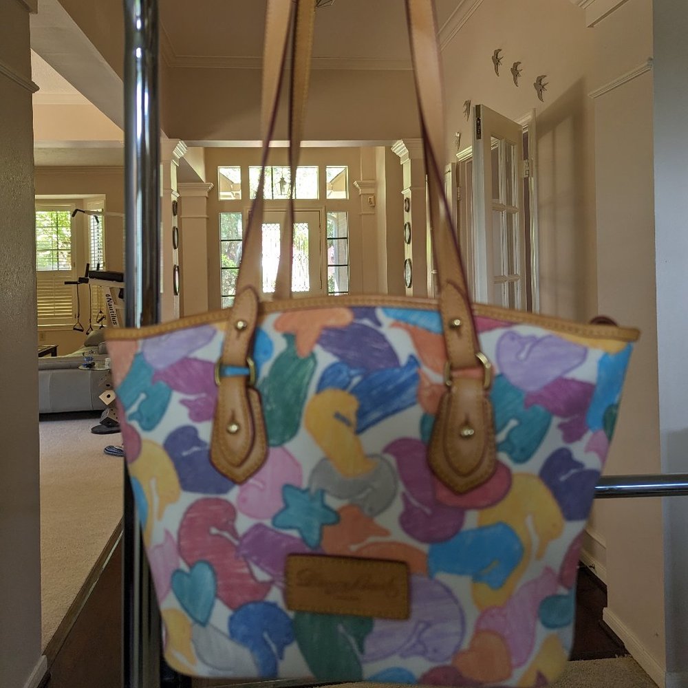 DOONEY & BOURKE SHOULDER BAG